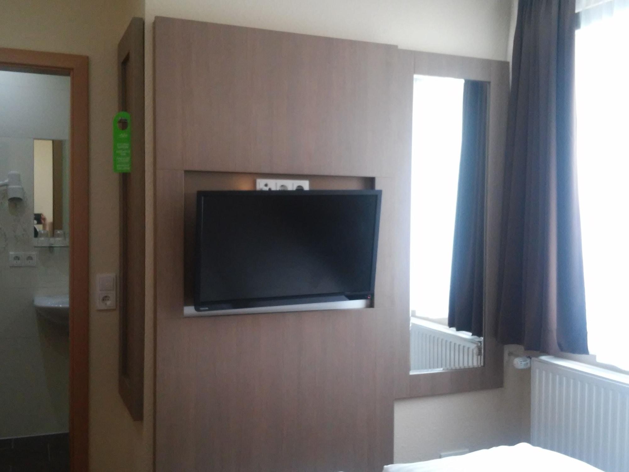 Hotel Boulevard Штутгарт Экстерьер фото