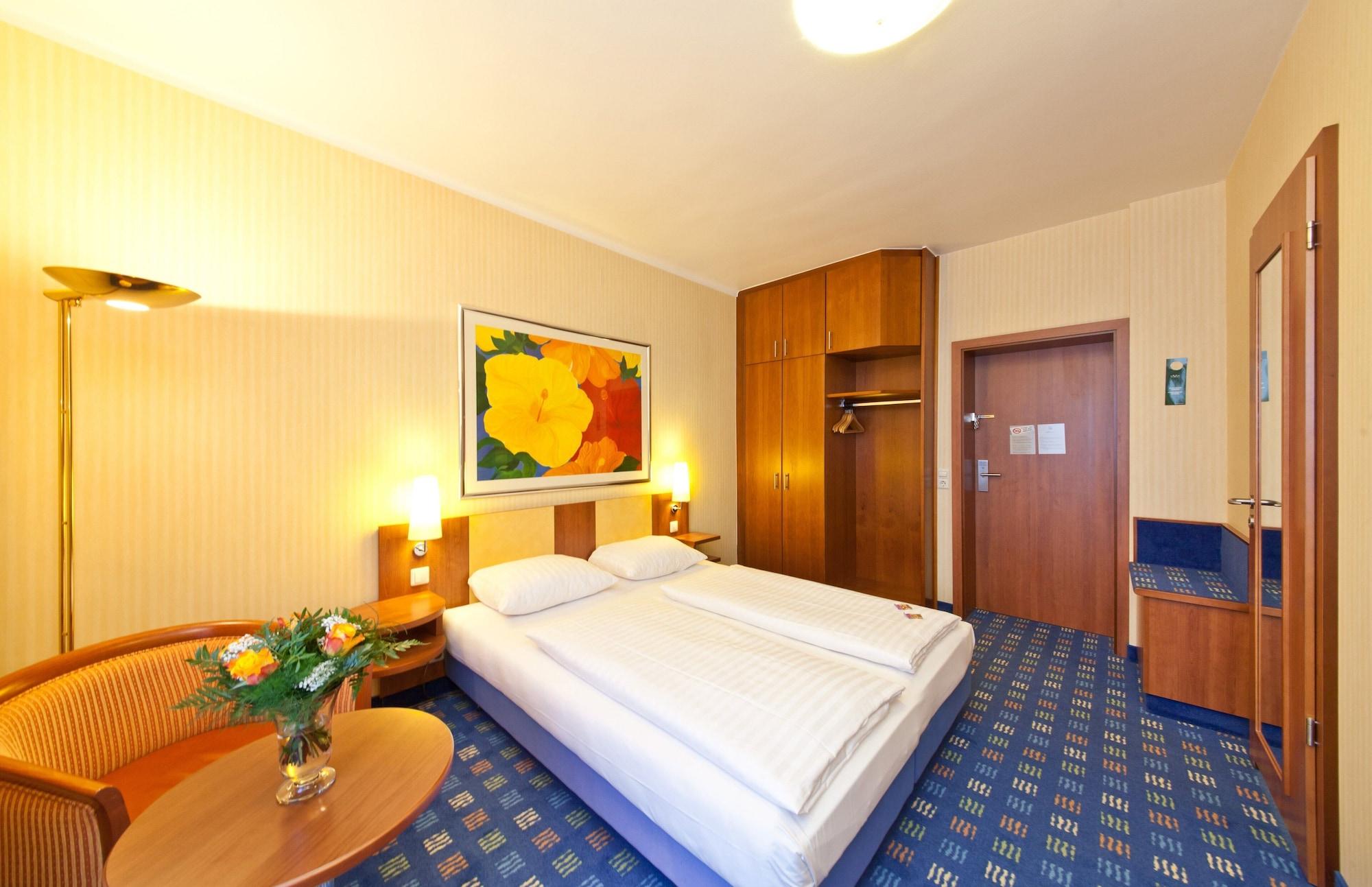Hotel Boulevard Штутгарт Экстерьер фото