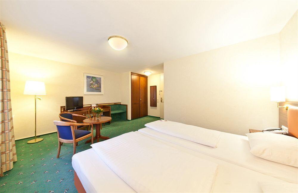 Hotel Boulevard Штутгарт Экстерьер фото