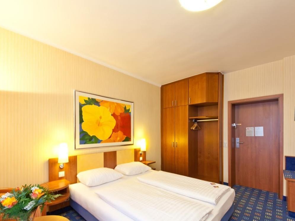 Hotel Boulevard Штутгарт Экстерьер фото